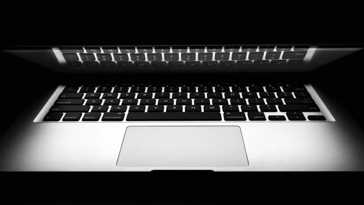 Gebruikte MacBook scherm geeft licht